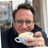 Dr. Oliver Ratajczak